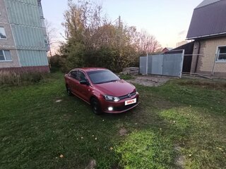 2011 Volkswagen Polo V, красный, 630000 рублей, вид 3
