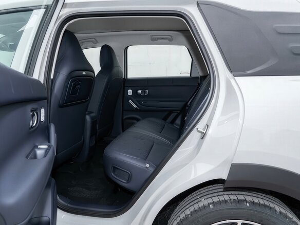 2026 Leapmotor A10 53 kWh, серебристый, 2432000 рублей - вид 14