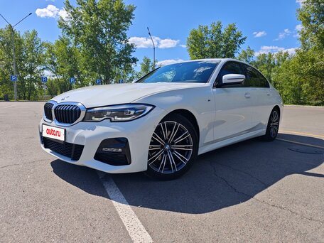 2022 BMW 3 серии 320i VII (G2x), белый, 4200000 рублей, вид 2