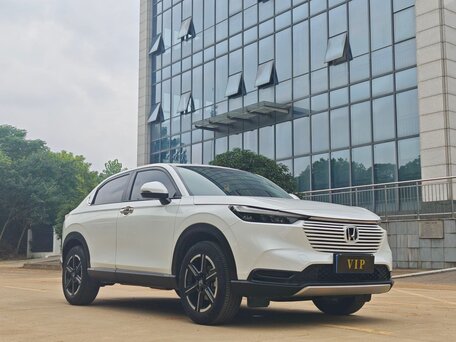 2023 Honda Vezel II, белый, 2170000 рублей, вид 3