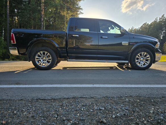 2018 Ram 1500 Crew Cab IV (DS/DJ), чёрный, 4950000 рублей - вид 8