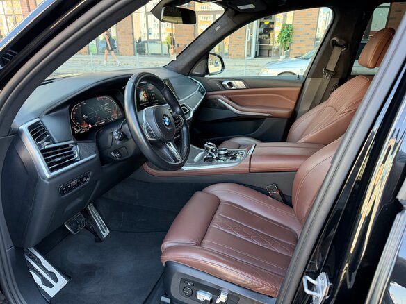 2021 BMW X7 30d I (G07), чёрный, 7800000 рублей - вид 10