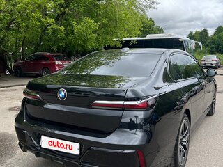 2025 BMW 7 серии 740d xDrive VII (G70), чёрный, 14600000 рублей, вид 5