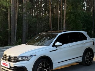 2021 Volkswagen Tiguan II Рестайлинг, белый, 3750000 рублей, вид 1