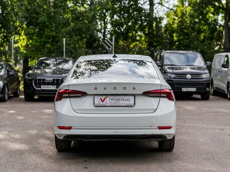 2021 Skoda Octavia IV (A8), белый, 1120000 рублей, вид 4