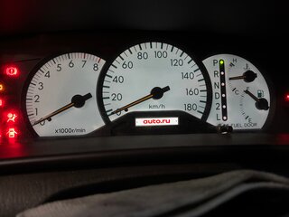 2002 Toyota Corolla Fielder IX (E120, E130), белый, 245000 рублей, вид 5