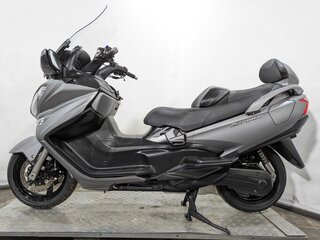 2013 Suzuki Burgman (SkyWave) 650, серебристый, 639000 рублей, вид 3
