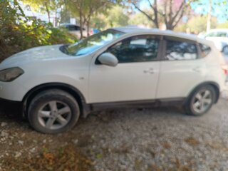 2013 Nissan Qashqai I Рестайлинг, белый, 1100000 рублей, вид 1