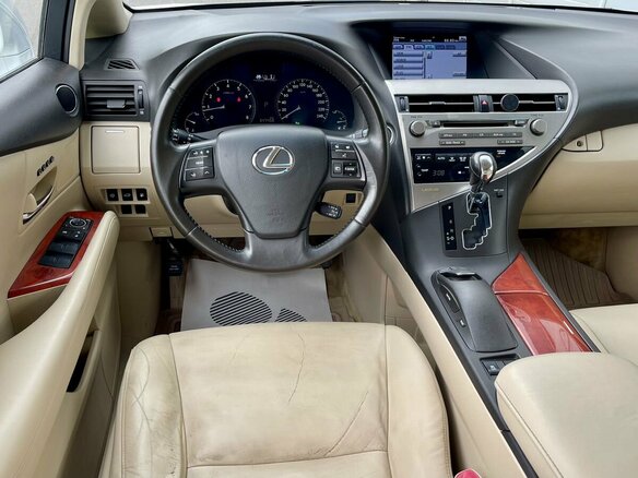 2011 Lexus RX 270 III, белый, 1390000 рублей - вид 9