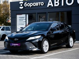 2020 Toyota Camry VIII (XV70), чёрный, 3000000 рублей, вид 1