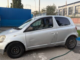 2000 Toyota Vitz I (P10), серый, 240000 рублей, вид 3