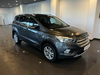 2017 Ford Kuga II Рестайлинг, серый, 1448000 рублей, вид 1