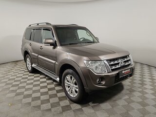 2014 Mitsubishi Pajero IV Рестайлинг 1, коричневый, 2145000 рублей, вид 3