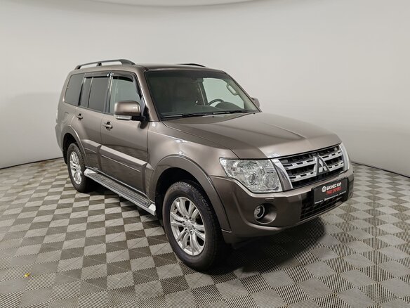 2014 Mitsubishi Pajero IV Рестайлинг 1, коричневый, 1900000 рублей - вид 2