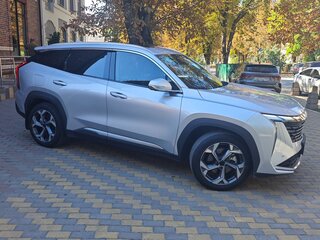 2024 Geely Atlas II, серый, 2850000 рублей, вид 2