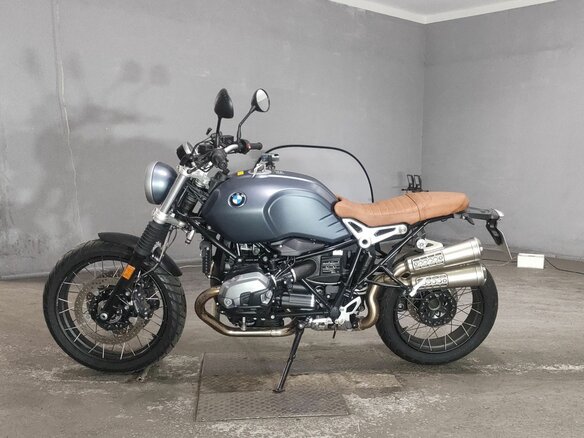 2020 BMW R Nine T Scrambler, серый - вид 1