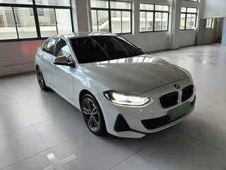 2022 BMW 1 серии 120i III (F52) Рестайлинг, белый, 1390020 рублей, вид 1