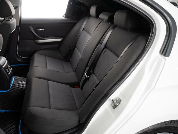 2011 BMW 3 серии 318i V (E90/E91/E92/E93) Рестайлинг, белый - вид 8