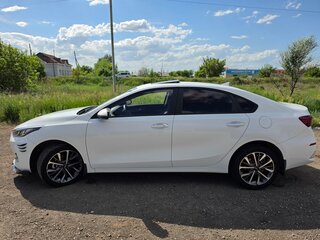 2021 Kia K3 II (China Market), белый, 2000000 рублей, вид 5