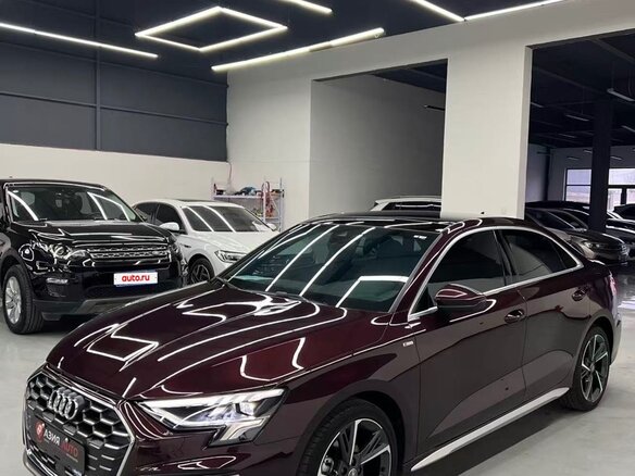 2022 Audi A3 35 TFSI IV (8Y), пурпурный, 2100000 рублей