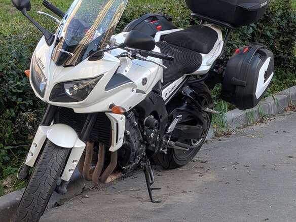 2012 Yamaha FZ1, белый