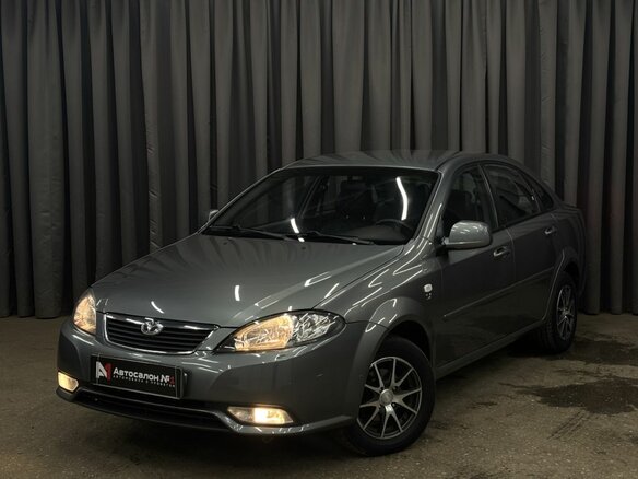 2015 Daewoo Gentra II, серый, 679999 рублей