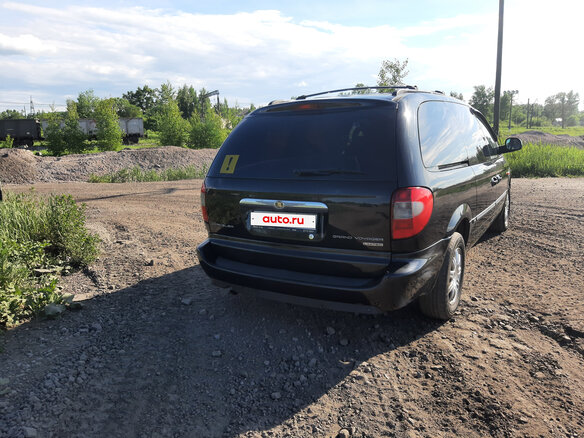 2007 Chrysler Voyager IV Рестайлинг, чёрный, 1800000 рублей - вид 9