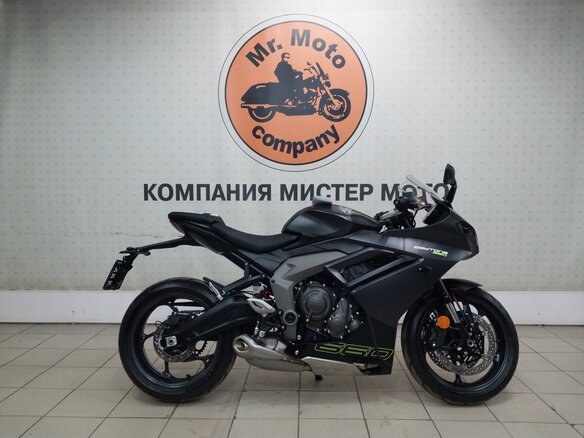 2025 Triumph Daytona 660, чёрный, 975000 рублей