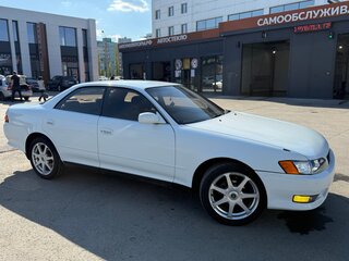 1992 Toyota Mark II VII (X90), белый, 675000 рублей, вид 2