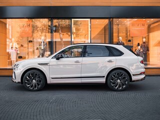 2026 Bentley Bentayga I Рестайлинг, серый, 45900000 рублей, вид 4