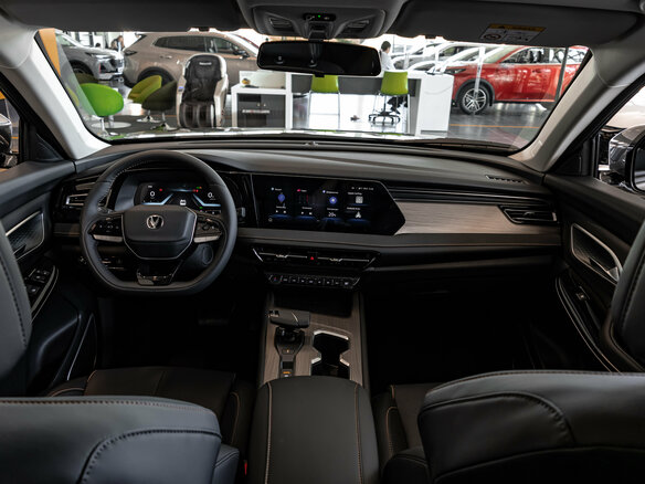 2026 Changan CS75 Pro, серый - вид 13