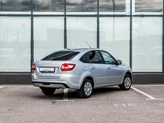 2026 Lada (ВАЗ) Granta I Рестайлинг, серый, 930000 рублей, вид 2