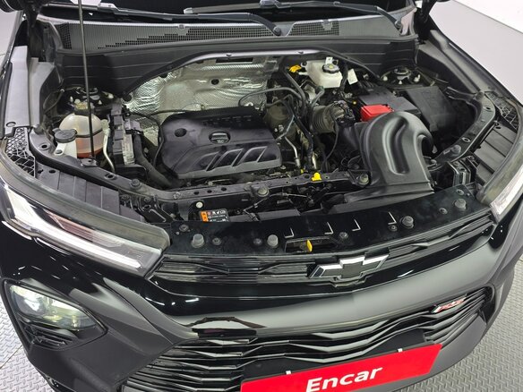 2022 Chevrolet TrailBlazer III, чёрный, 2000000 рублей - вид 7