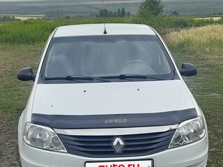 2015 Renault Logan I Рестайлинг, белый, 550000 рублей, вид 2