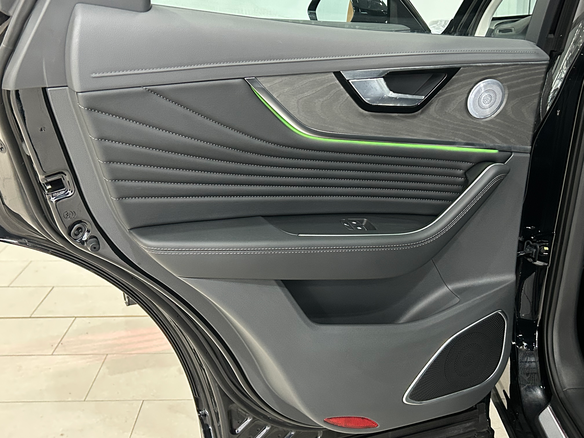 2024 Hongqi HS5 I Рестайлинг, чёрный - вид 28