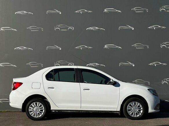 2015 Renault Logan II, белый, 776700 рублей - вид 9