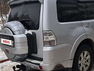 2013 Mitsubishi Pajero IV Рестайлинг 1, серебристый, 1850000 рублей, вид 4