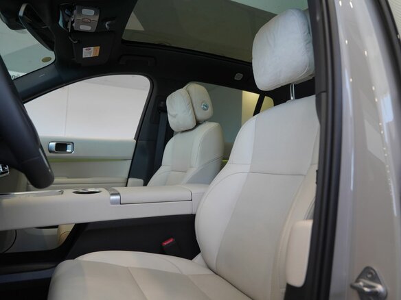 2026 Li Auto (Lixiang) L6 I, белый, 8790000 рублей - вид 31