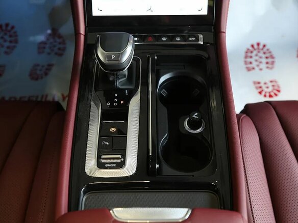 2025 Hongqi H5 II, чёрный, 5215115 рублей - вид 15