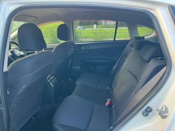2014 Subaru Impreza IV Рестайлинг, белый, 1199000 рублей - вид 11