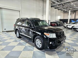 2014 Toyota Land Cruiser 200 Series Рестайлинг 1, чёрный, 3549000 рублей, вид 3