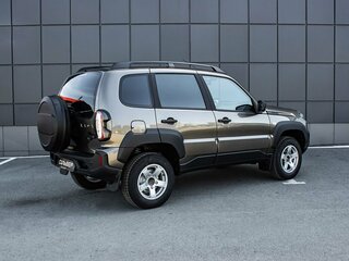 2026 Lada (ВАЗ) Niva Travel I Рестайлинг, коричневый, 1737000 рублей, вид 4