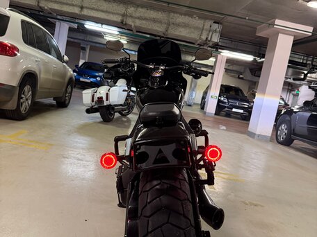 2023 Harley-Davidson Fat Bob, чёрный, 1990000 рублей, вид 5
