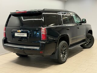2018 Chevrolet Tahoe IV, чёрный, 3490000 рублей, вид 4