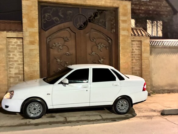 2017 Lada (ВАЗ) Priora I Рестайлинг, белый, 565000 рублей - вид 3