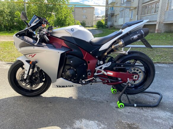 2010 Yamaha YZF-R1, белый, 1110000 рублей - вид 1