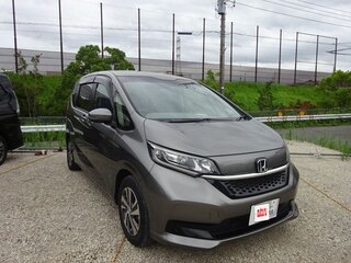 2021 Honda Freed II Рестайлинг, серый, 1400000 рублей, вид 1
