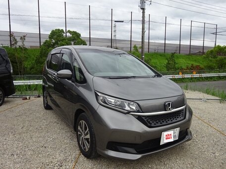 2021 Honda Freed II Рестайлинг, серый, 1400000 рублей, вид 1