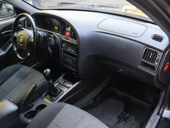 2004 Hyundai Elantra III (XD2) Рестайлинг, чёрный - вид 9