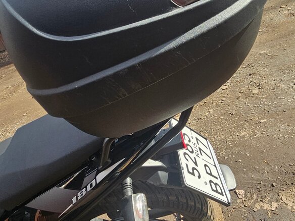 2021 Bajaj Pulsar 180, чёрный, 160000 рублей - вид 8
